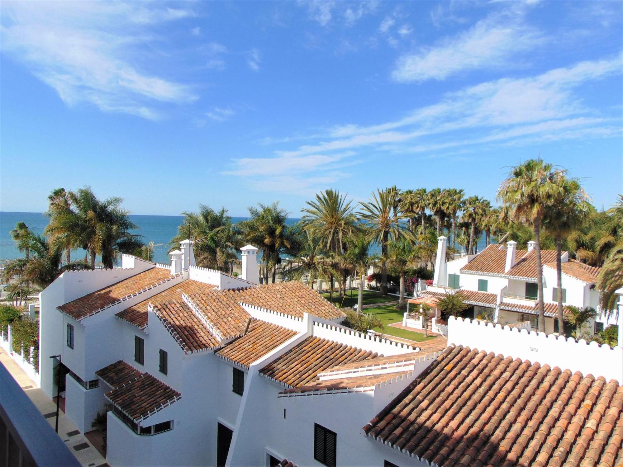 Apartament Terrasol Piramides Puerto Blanco Caleta De Velez Zewnętrze zdjęcie