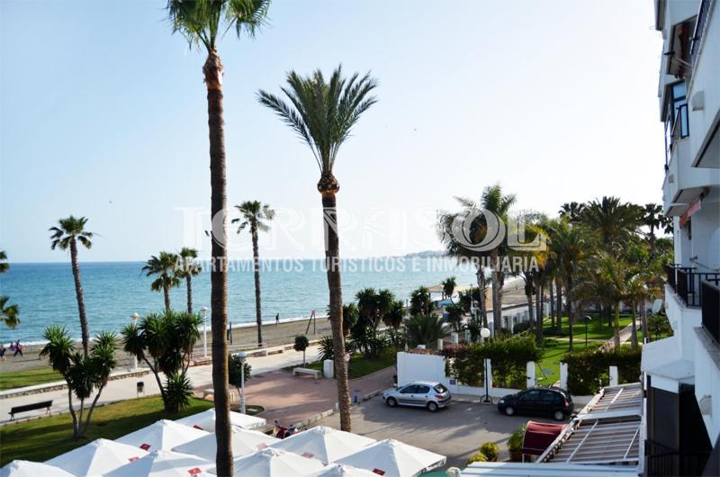 Apartament Terrasol Piramides Puerto Blanco Caleta De Velez Zewnętrze zdjęcie